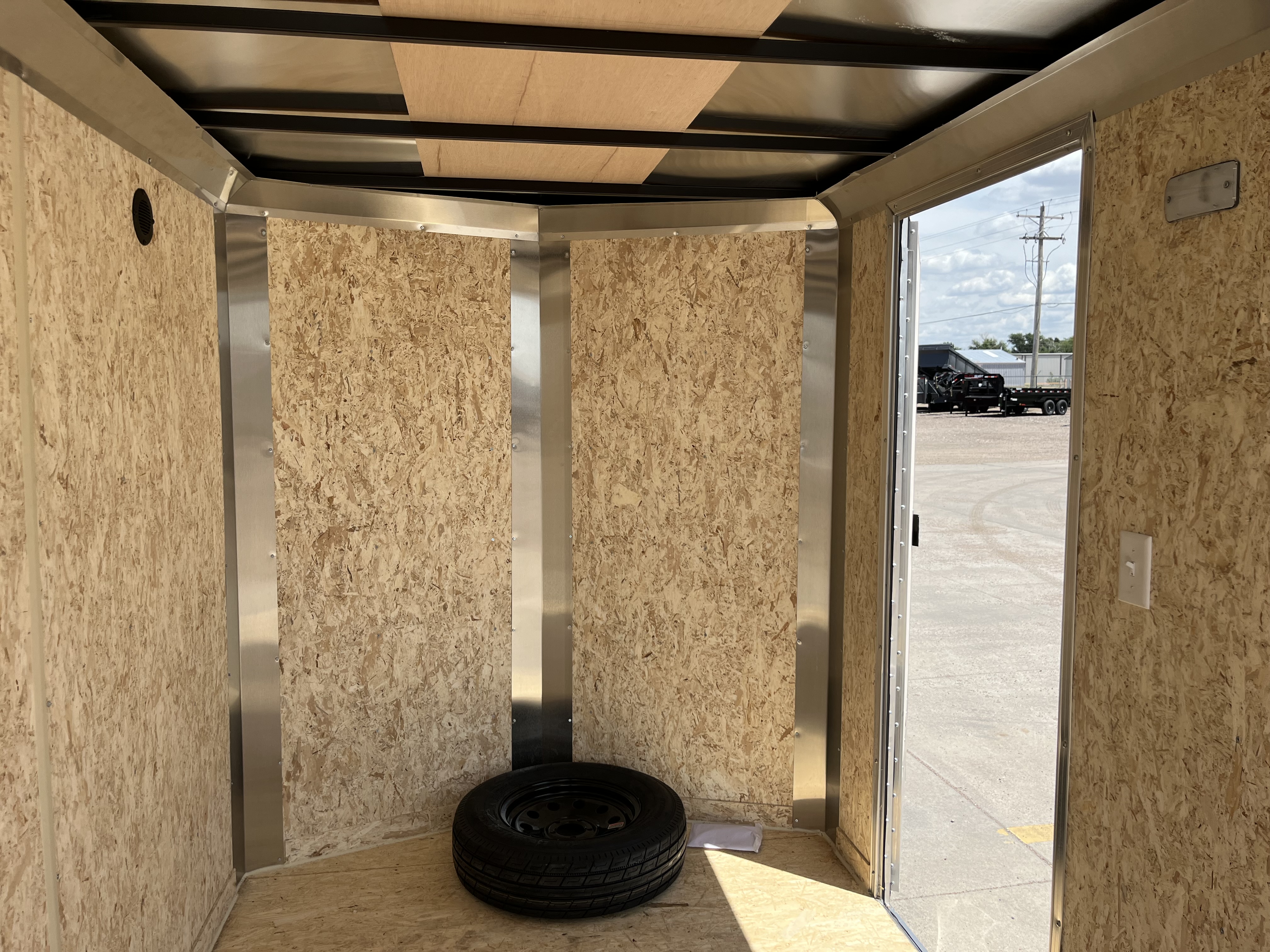 New 2025 Look Trailers 6' x 10' Single Axle 0.80 Composite Skin Cargo / Enclosed Trailer