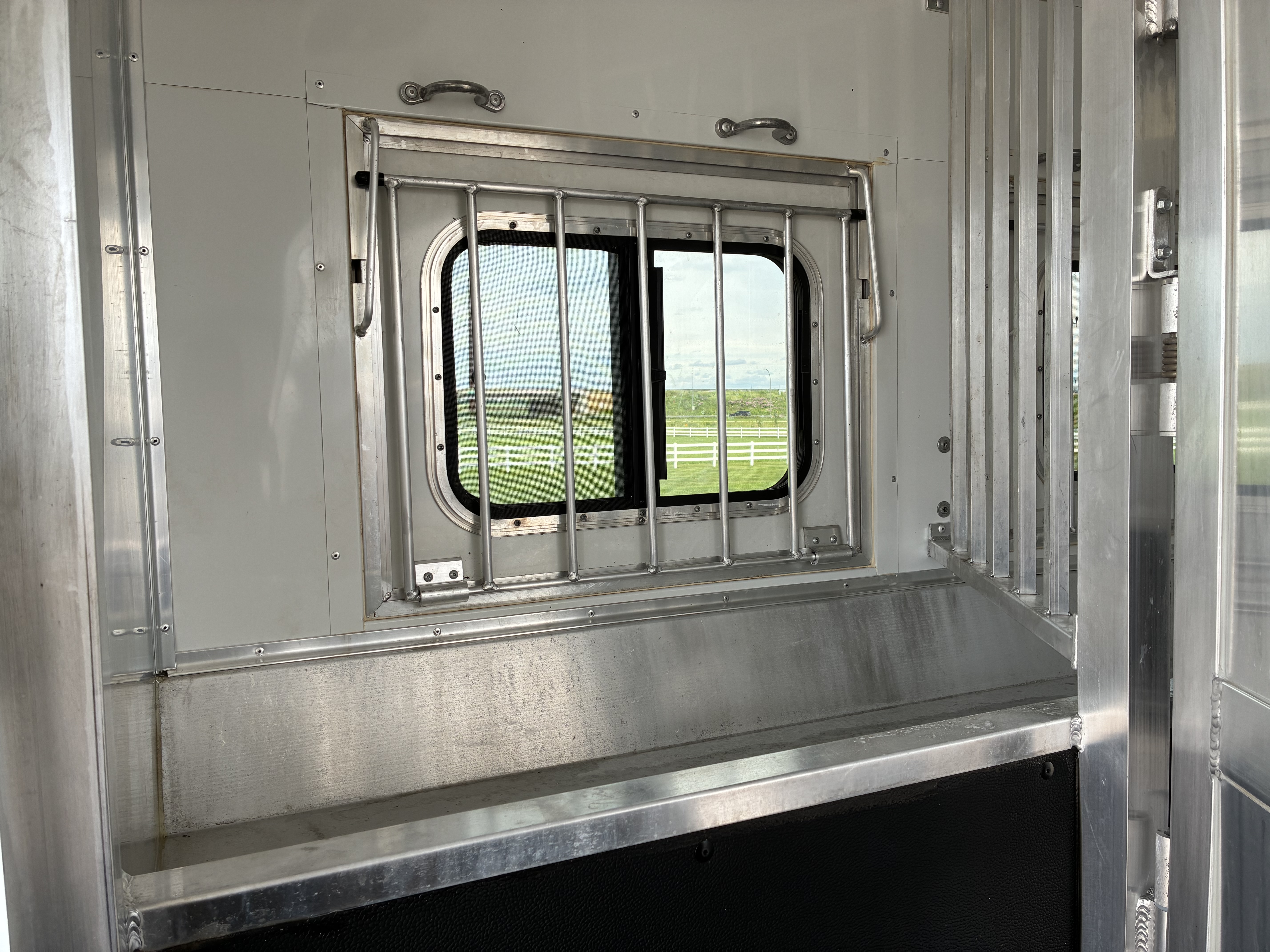 Used 2023 Lakota AC839 Horse Trailer