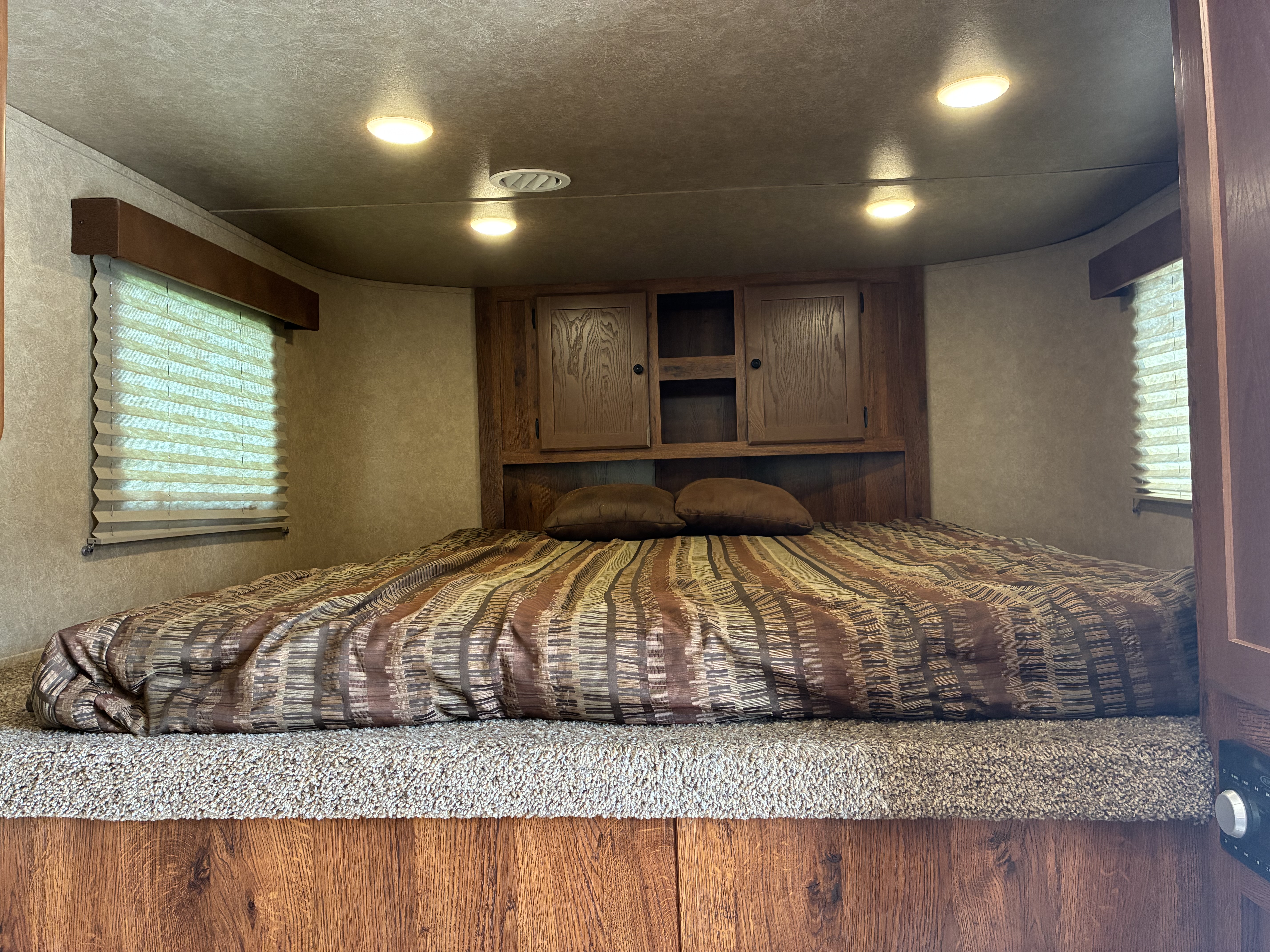 Used 2023 Lakota AC839 Horse Trailer