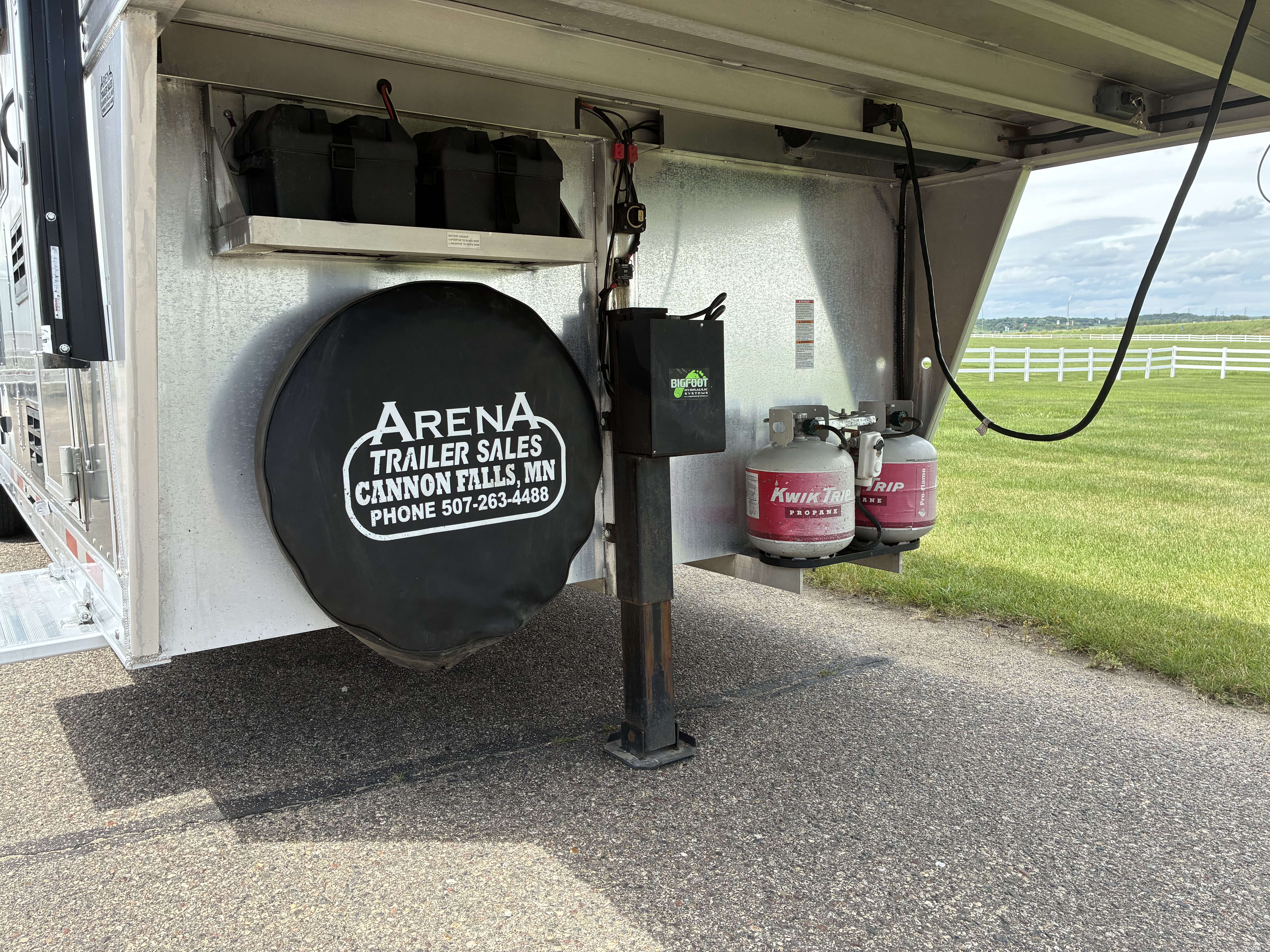 Used 2023 Lakota AC839 Horse Trailer