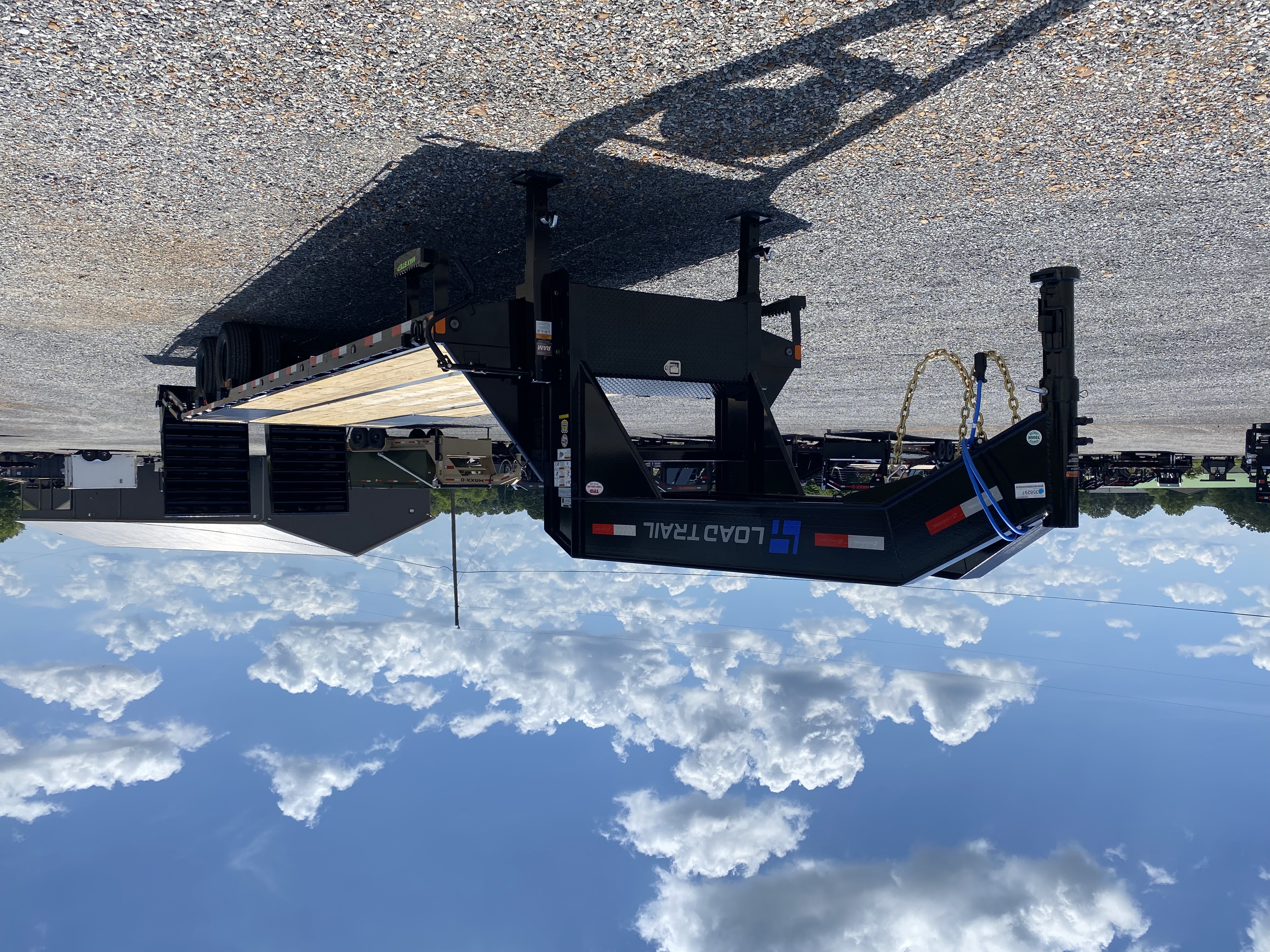 New 2025 Load Trail 102 x32' 25.9k Gooseneck Flatbed Trailer