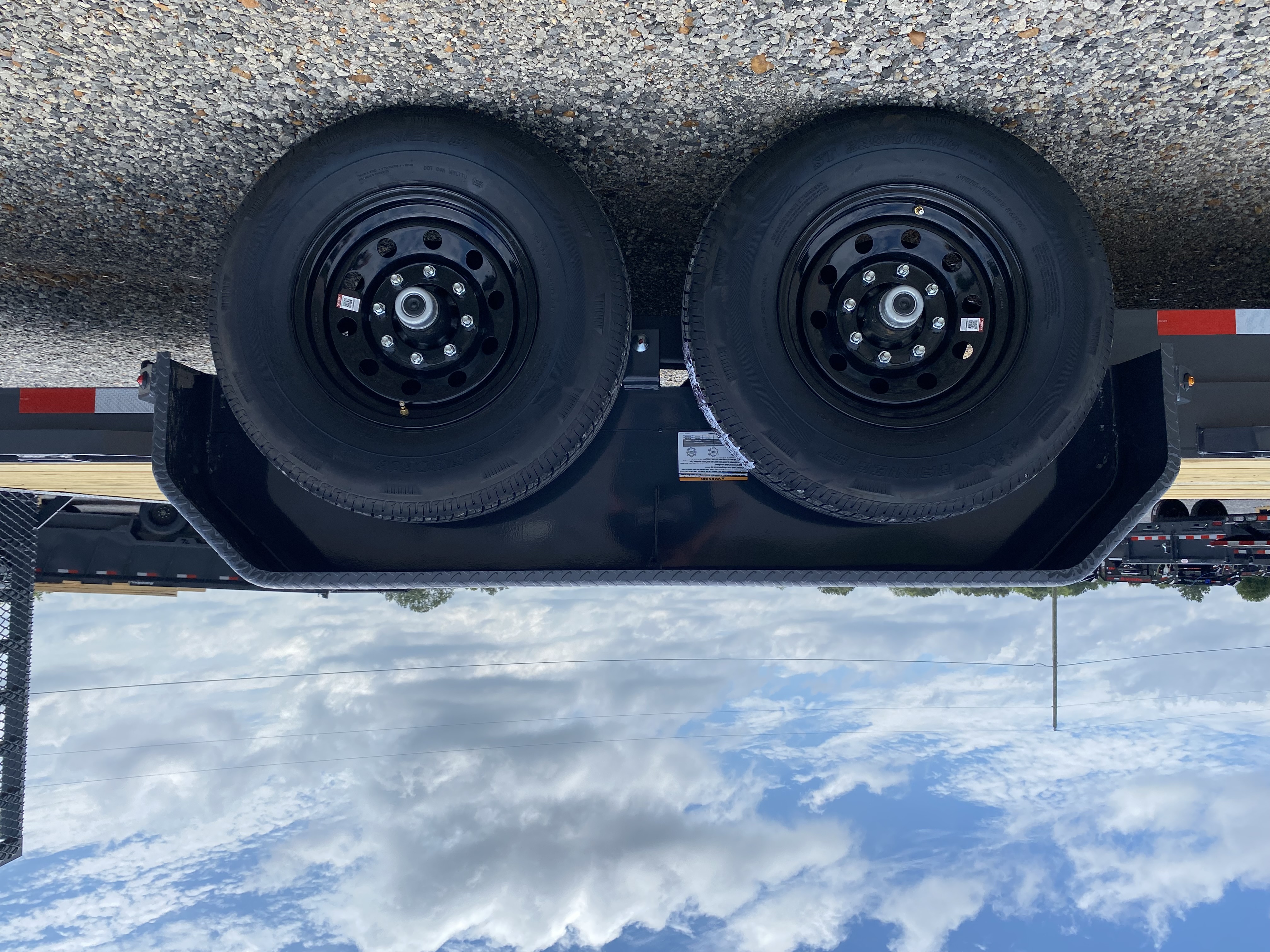 New 2026 Lamar 83 X22' 14K Equipment Trailer